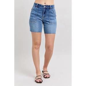 NEW JUDY BLUE mid rise bermudas in blue